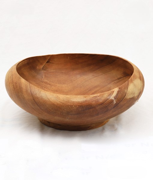 Acacia wood bowl from Vietnam